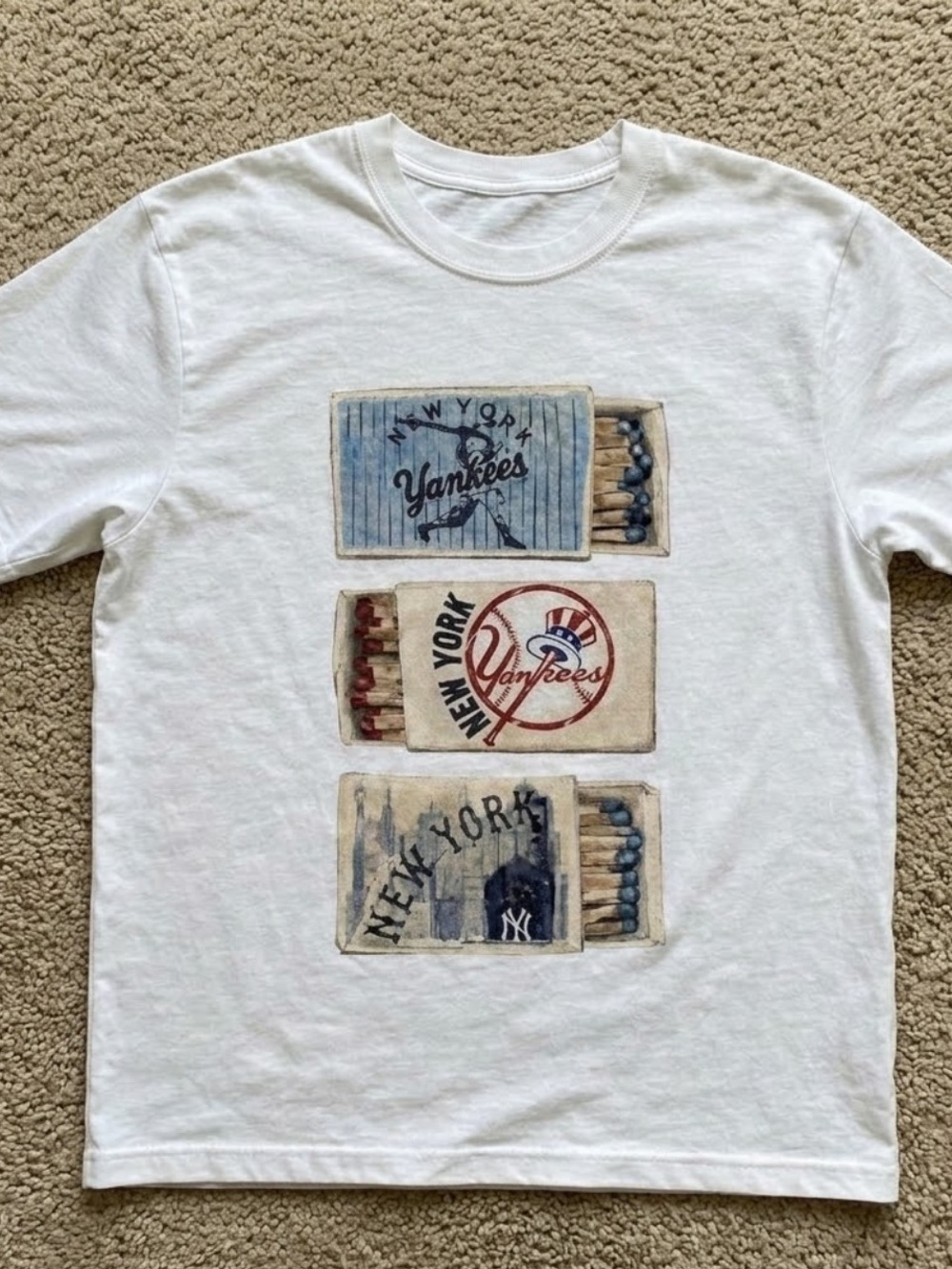 Gildan White New York Yankees Matchbox Graphic Tee